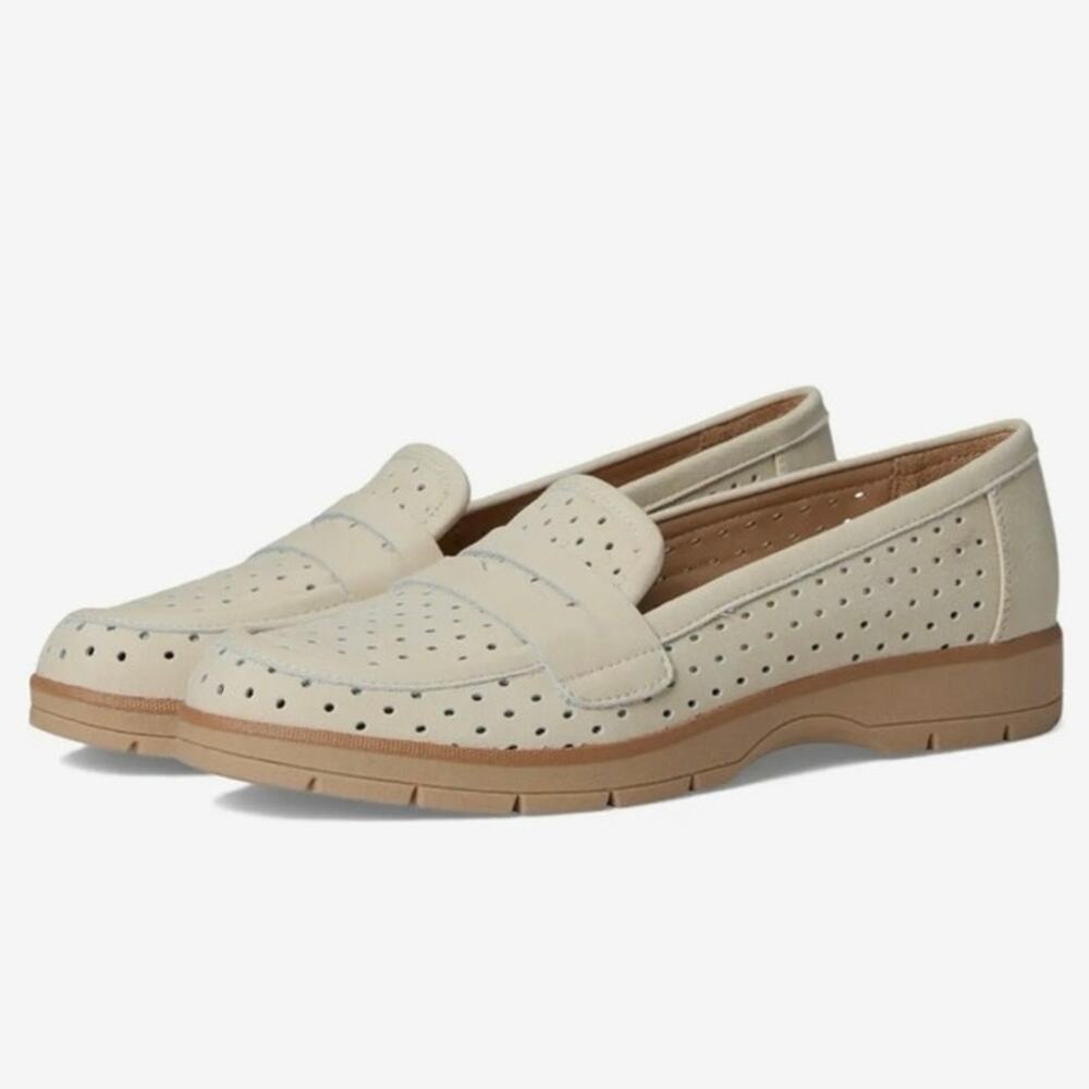 Dr Scholl’s Nice Day Breezy Loafer NWOT Size 9